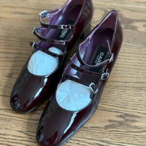 Carel burgundy shoes with buckle